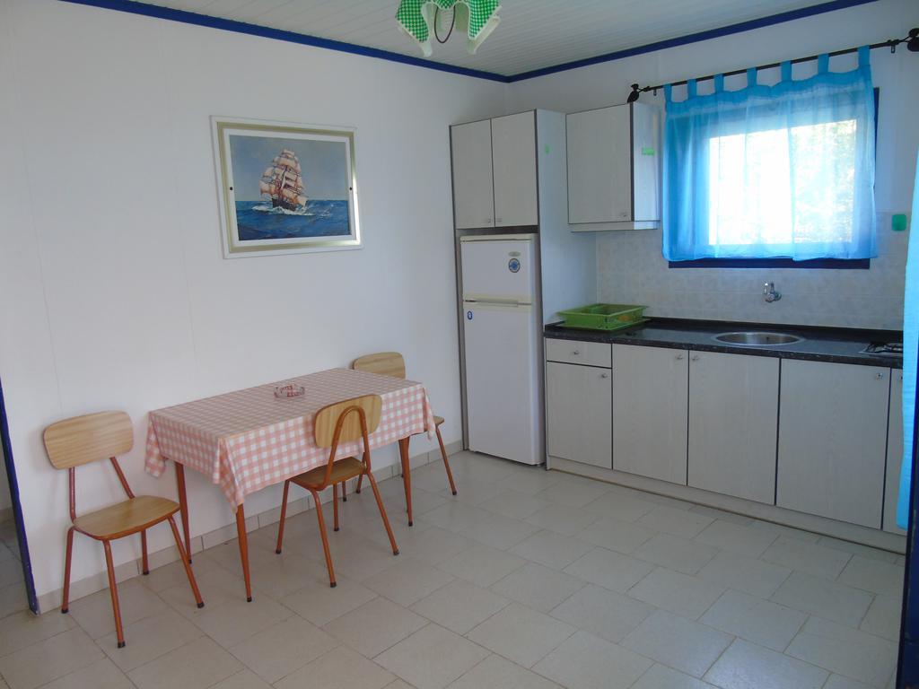 B&D 1 Apartment Zola Ngoại thất bức ảnh